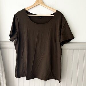 Notations Brown/Green Short Sleeve Women's Top 1X
